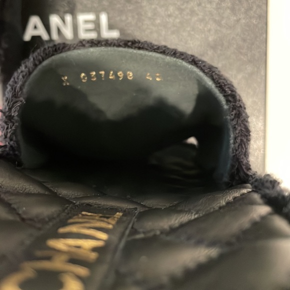 New! Chanel Black Mules. Authentic - Picture 11 of 13